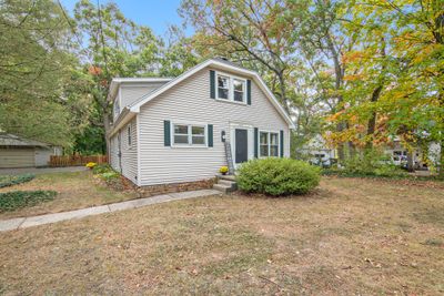 3612 Colonial Avenue Ne, House other with 3 bedrooms, 2 bathrooms and null parking in Grand Rapids MI | Image 1