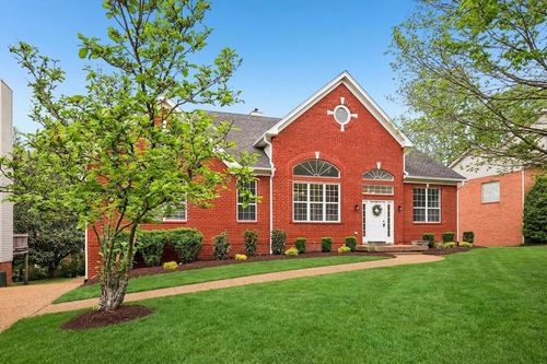 932 Iroquois Trl, Goodlettsville, TN, 37072-3342 | Card Image