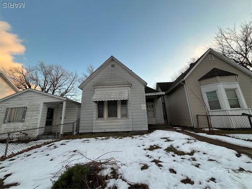 1608 3rd St, Madison, IL, 62060-1412 | Card Image