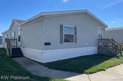 9691 Stoneypointe Dr, Ira, MI, 48023-1899 | Card Image