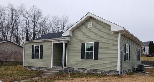203 Whitley Ave, Stanford, KY, 40484-1448 | Card Image