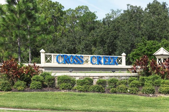12755 Rainwashed Loop, House other with 3 bedrooms, 2 bathrooms and null parking in Parrish FL | Image 6