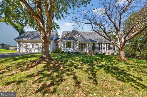 35570 Sassafras Dr, Round Hill, VA, 20141-2564 | Card Image