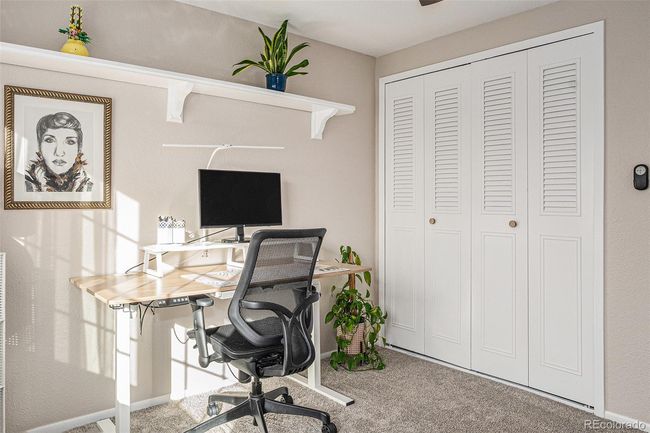 6931 S Knolls Way, Townhouse with 3 bedrooms, 2 bathrooms and 4 parking in Centennial CO | Image 16