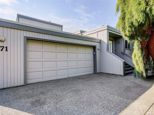 3371 Anchorage Ave, Colwood, BC, V9C1X4 | Card Image