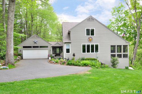 670 Quarry Rd, Granby, CT, 06035-1120 | Card Image