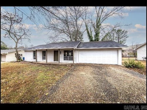 143 Oaklawn Dr, Conway, AR, 72034-6701 | Card Image