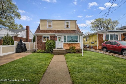 375 Stewart Avenue, Staten Island, NY, 10314 | Card Image