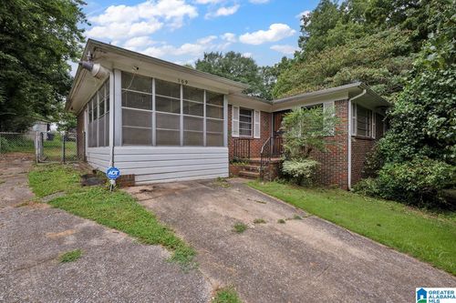 109 26th Ave Nw, Center Point, AL, 35215-2520 | Card Image