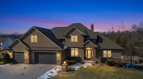 2145 Roberta Court, SUAMICO, WI, 54313 | Card Image