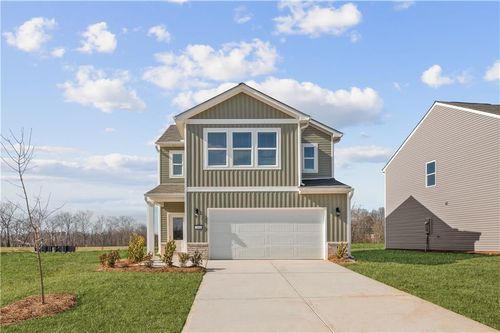 404 Bluegrass Ln, Rockmart, GA, 30153-2819 | Card Image