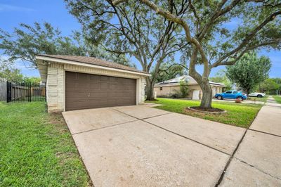 2 Car Garage w/an Automatic Door - Double Wide Driveway! 1926 Oakwell Ln., Katy, TX 77449 | Image 2