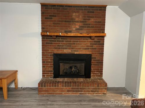1681 Zion Hill Rd, Marion, NC, 28752-9674 | Card Image
