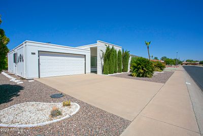 9240 W Hidden Valley Lane, House other with 3 bedrooms, 2 bathrooms and null parking in Sun City AZ | Image 2