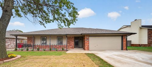 8232 N 127th East Ave, Owasso, OK, 74055-6233 | Card Image