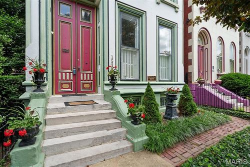 1532 Mississippi Ave, Saint Louis, MO, 63104-2512 | Card Image