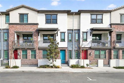 6982 Crimson Dr, Buena Park, CA, 90621-1175 | Card Image