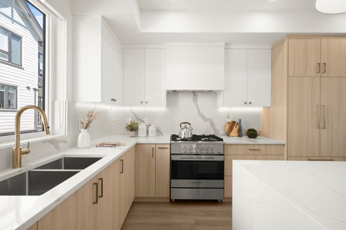 64-16358 90 Avenue, Surrey, BC, V4N1A1 | Card Image