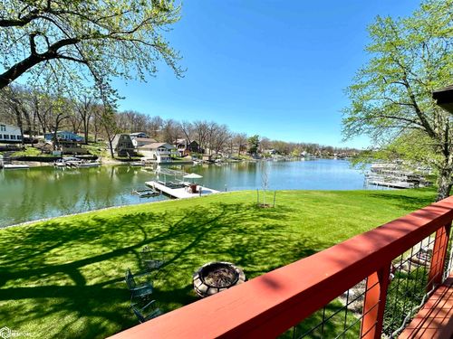 6143 Ne Lakeshore Dr, Brooklyn, IA, 52211-9595 | Card Image