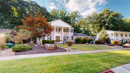 20076 Idlewood Trl, Strongsville, OH, 44149-3143 | Card Image