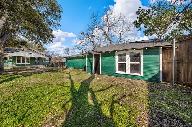 3306 Cumberland Ave, House other with 2 bedrooms, 2 bathrooms and 4 parking in Waco TX | Image 12