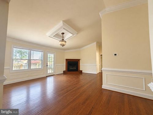 2 Adler Ln, Fredericksburg, VA, 22405-1600 | Card Image