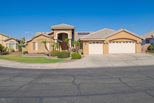 2271 S 42nd Ave, Yuma, AZ, 85364-9224 | Card Image