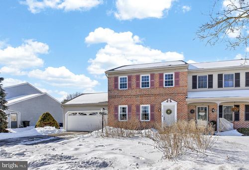 117 Laurie Ln, LITITZ, PA, 17543-8118 | Card Image