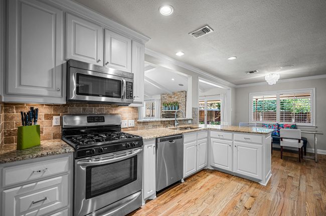 4148 Myerwood Ln, House other with 4 bedrooms, 4 bathrooms and null parking in Dallas TX | Image 13