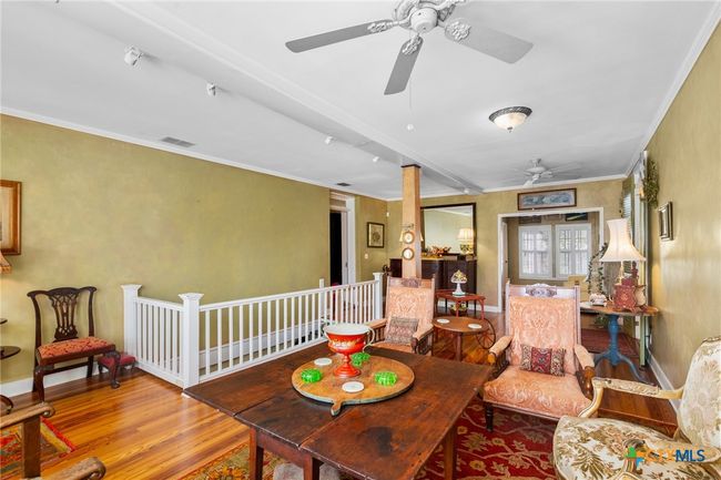 110 - 102 N Courthouse Sq, House other with 6 bedrooms, 4 bathrooms and null parking in Goliad TX | Image 6