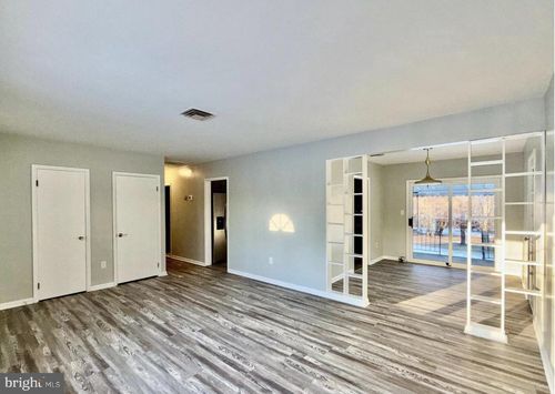 5233 Kerger Rd, ELLICOTT CITY, MD, 21043-7011 | Card Image