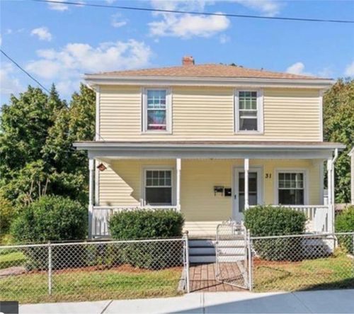 31 Roma St, Bristol, RI, 02809-3401 | Card Image
