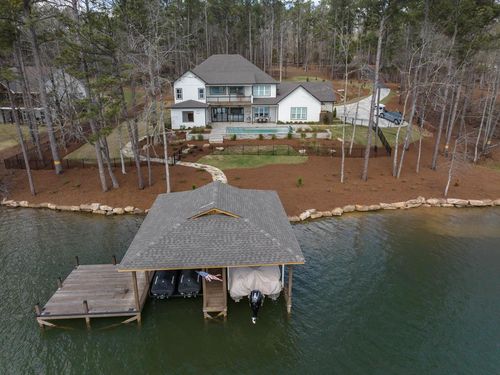 597 Hinton Dr, Hamilton, GA, 31811-9600 | Card Image