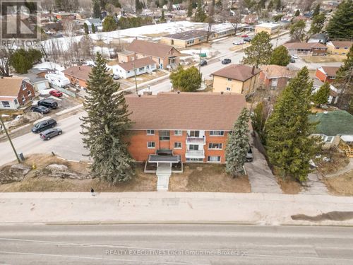 5-2418 Trout Lake Rd, North Bay, ON, P1B7S7 | Card Image