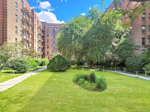 5c-144-46 38th Ave, Flushing, NY, 11354-5965 | Card Image