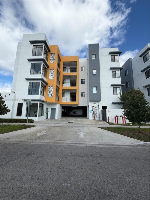 apt-304-853 E 24th St, Hialeah, FL, 33013-4243 | Card Image