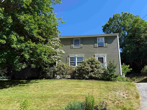 48 Mcintyre Court, Manchester, NH, 03104 | Card Image