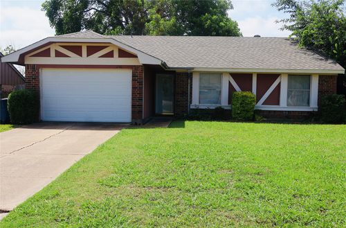 230 Rockwall Pkwy, Rockwall, TX, 75032-5609 | Card Image