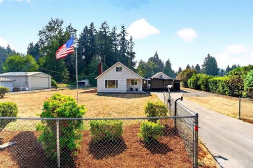 10104 48th Ave E, Tacoma, WA, 98446-4642 | Card Image