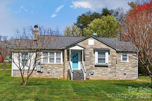 2501 Us 70 E, Morganton, NC, 28655-6930 | Card Image