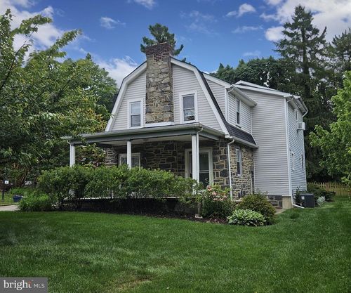 front-6 Arthur Road, ROSEMONT, PA, 19010 | Card Image