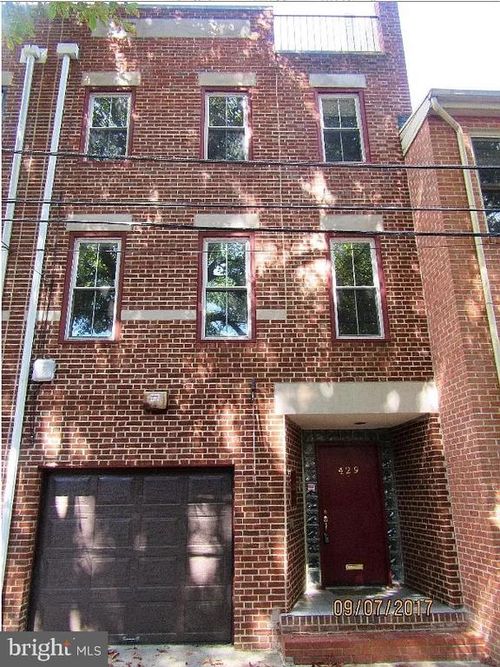 429 Fulton St, PHILADELPHIA, PA, 19147-3110 | Card Image