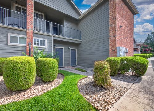 unit-83-83 Chapel Hill Cir, San Antonio, TX, 78240-3903 | Card Image