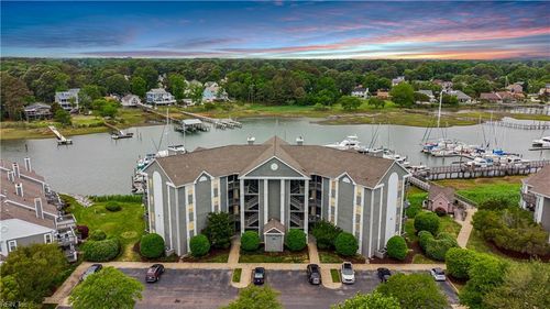 302-1024 Porte Harbour Arch, Hampton, VA, 23664-1555 | Card Image