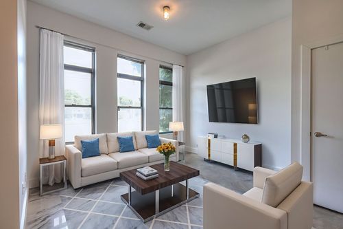 1245 4th Ave S, Nashville, TN, 37210-4107 | Card Image