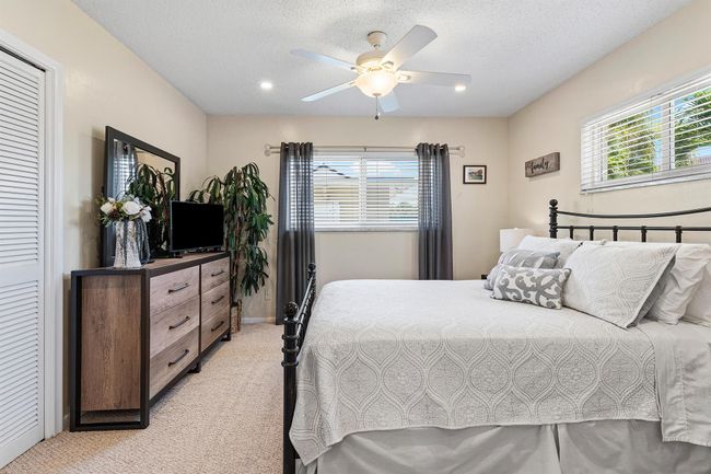 4220 Ne 24 Th Ave, House other with 3 bedrooms, 2 bathrooms and null parking in Lighthouse Point FL | Image 33