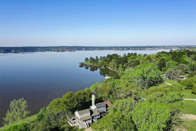 356 Peach Island Rd, House attached with 2 bedrooms, 2 bathrooms and null parking in Trinity TX | Image 24