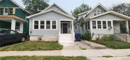 109 Schuele Ave, Buffalo, NY, 14215-4037 | Card Image