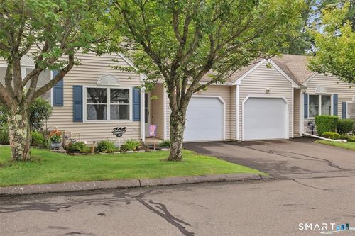 853-853 Glacier Way, Southington, CT, 06489-3486 | Card Image