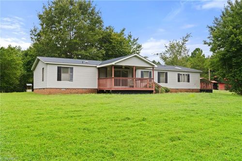 3555 Williams Dairy Rd, Liberty, NC, 27298-8136 | Card Image